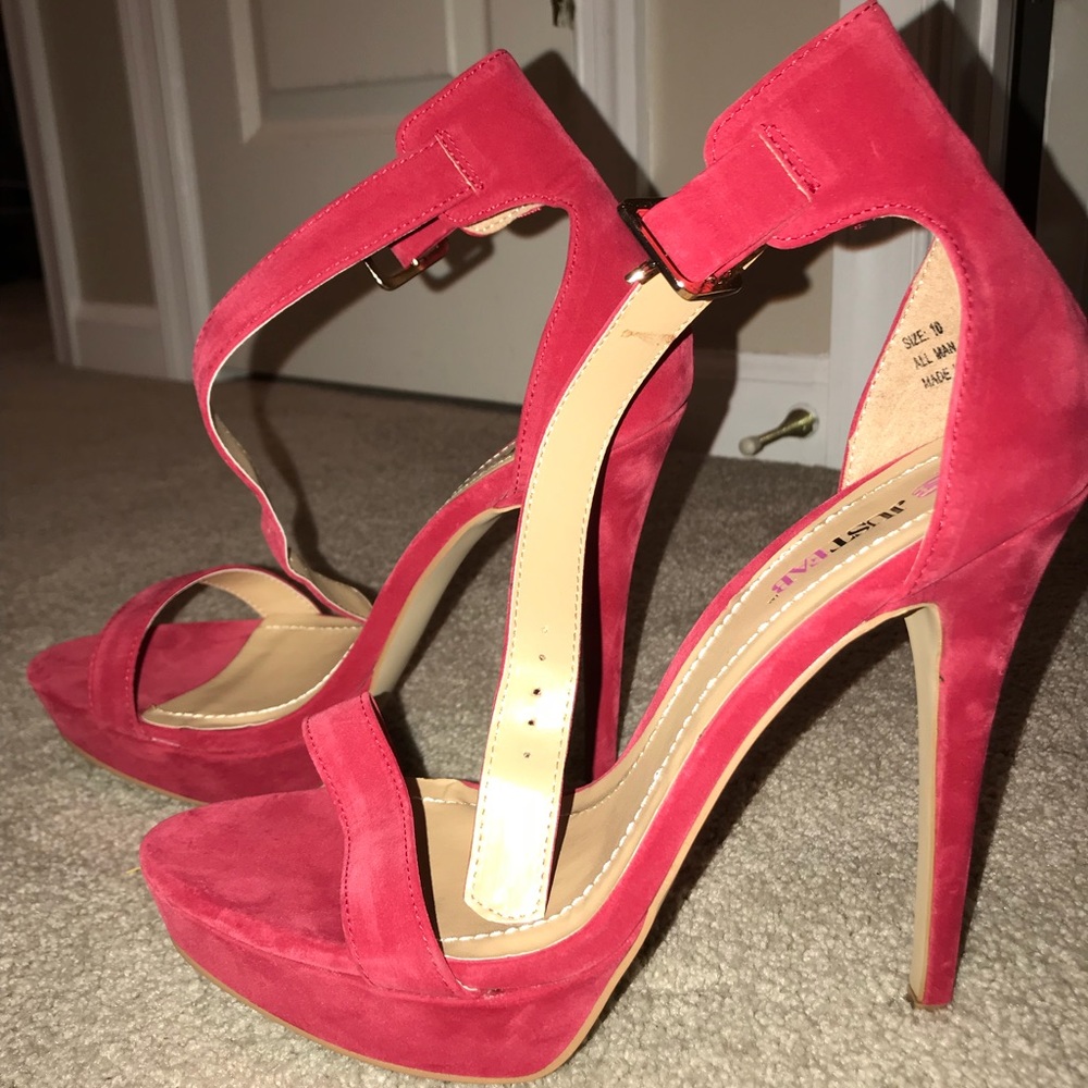 RED SUEDE PLATFORM HEELS